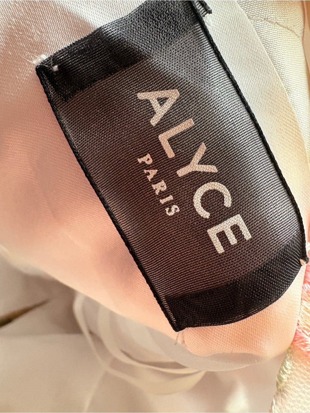 ❤️Alyce Paris Pink Floral Embroidered White Tulle Bottom - Picture 8 of 9